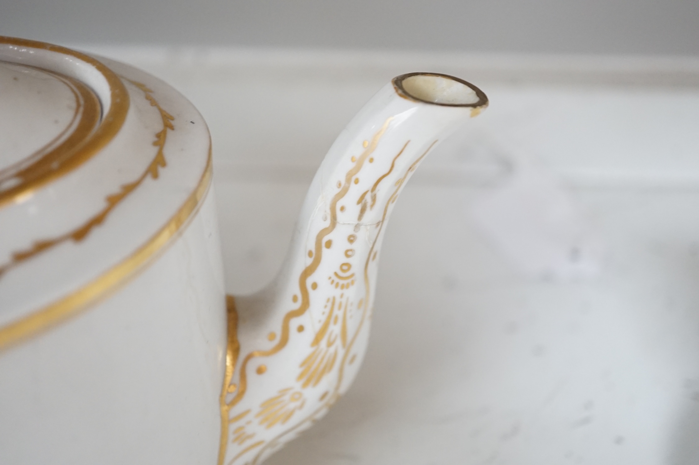A Spode bat printed part tea / coffee set, c.1802, including pattern 557, largest 26cm wide. Condition - varies, poor to fair
